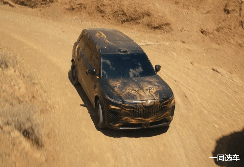 岚图汽车迎重要发展节点，全新旗舰SUV有望9月开启盲订