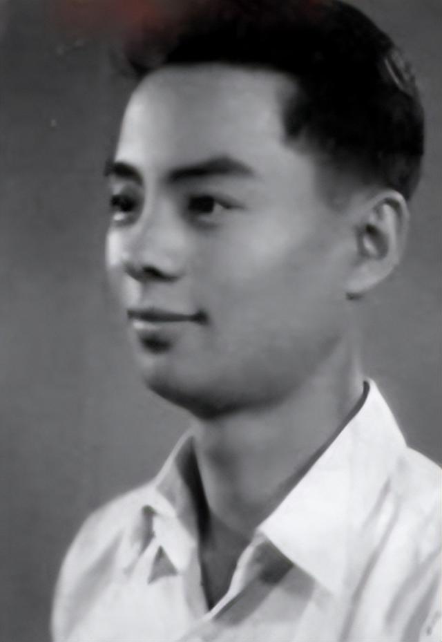 抓马!老汪喊话侯耀华:你敢刮了老杨家,踩缝纫机的事给你曝出来