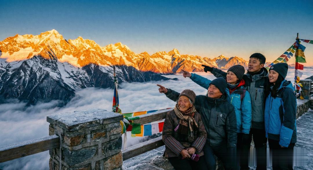 DeepSeek V3.2爆火，Agentic性能暴漲40%解密