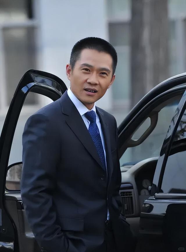 任帅:他是著名演员,爱人是真不漂亮,却相守20年,她有什么魅力