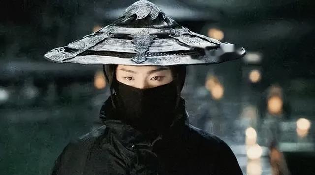 同样演古装剧, 34岁李现和35岁刘宇宁差距明显, 业余和专业一目了然