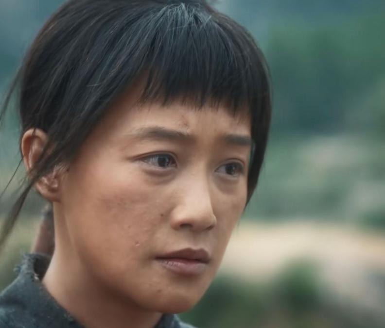 蓝盈莹这演员有毒，甭管哪部戏，哪怕她只露脸，网上立马能吵翻天