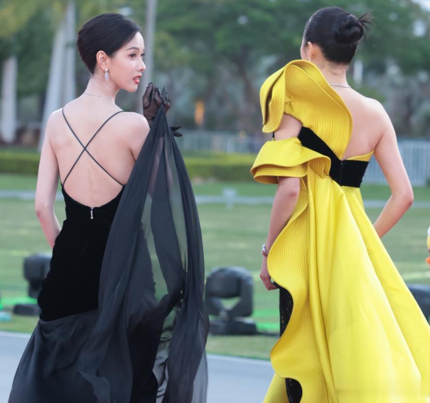 金鸡奖红毯生图来了！倪妮珠宝抢镜，关晓彤背厚，辛芷蕾礼服过季