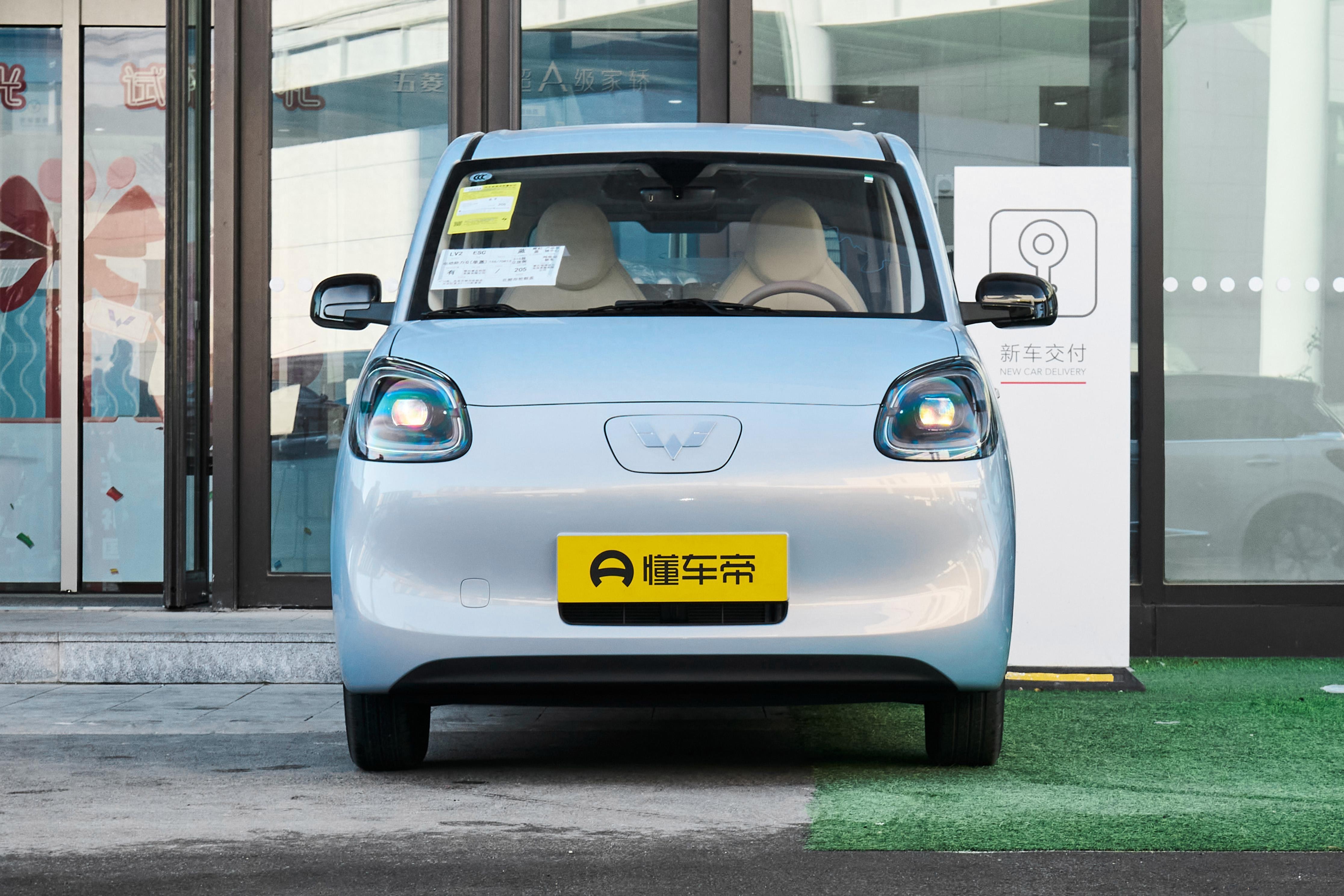 一次性说清楚 五菱宏光mini ev 四门版 新车选购指南