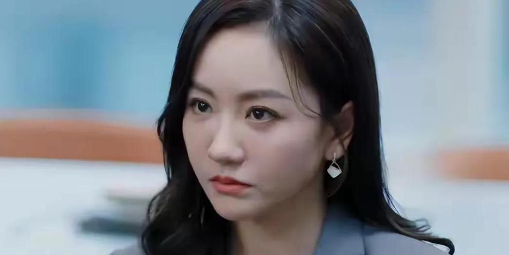 想知道天然美有多高级？看看《大河之水》里的杨蓉。