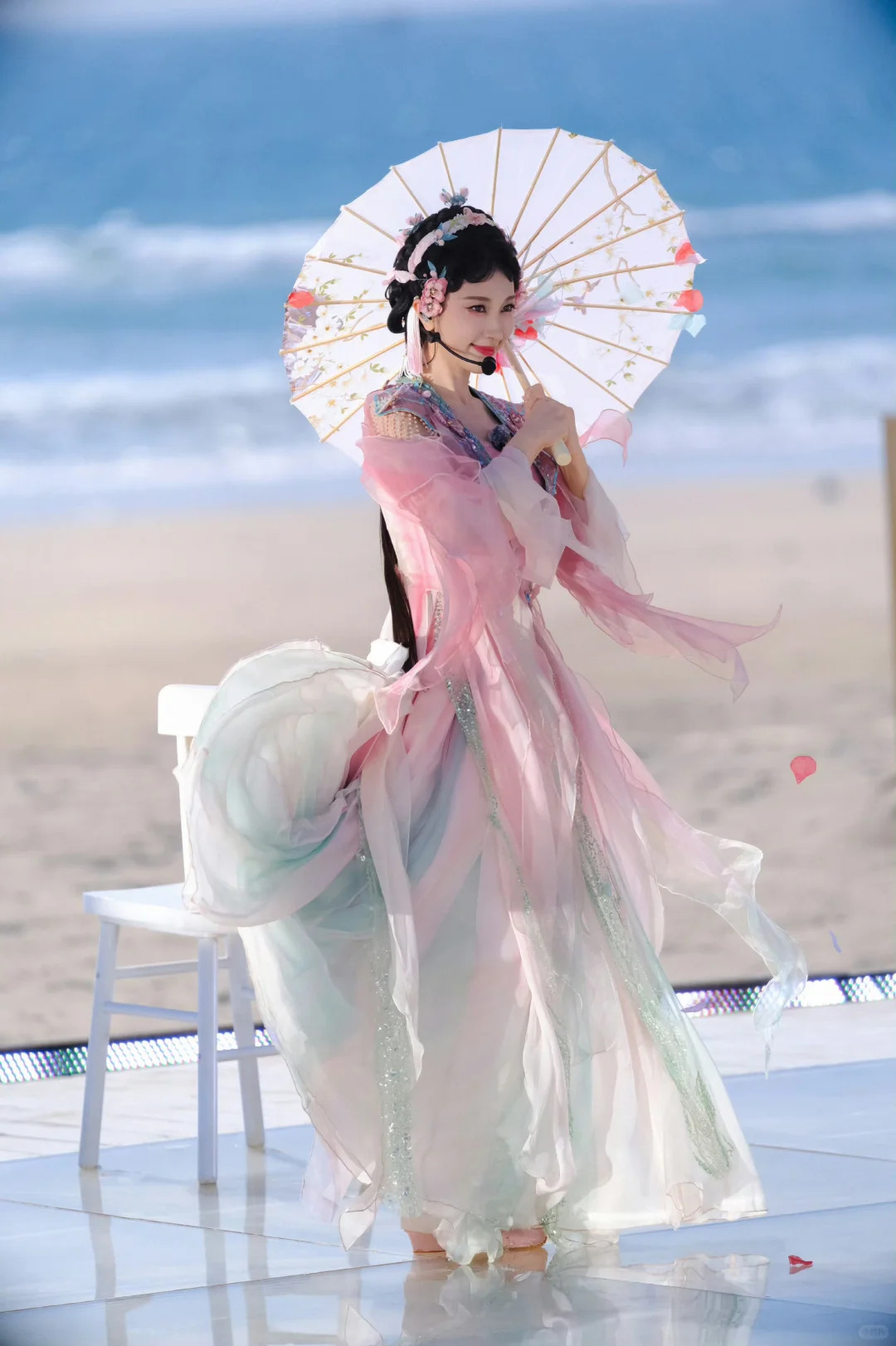 管乐不够30岁却上浪姐?导演为她和婉儿姐妹情谊破例开绿灯