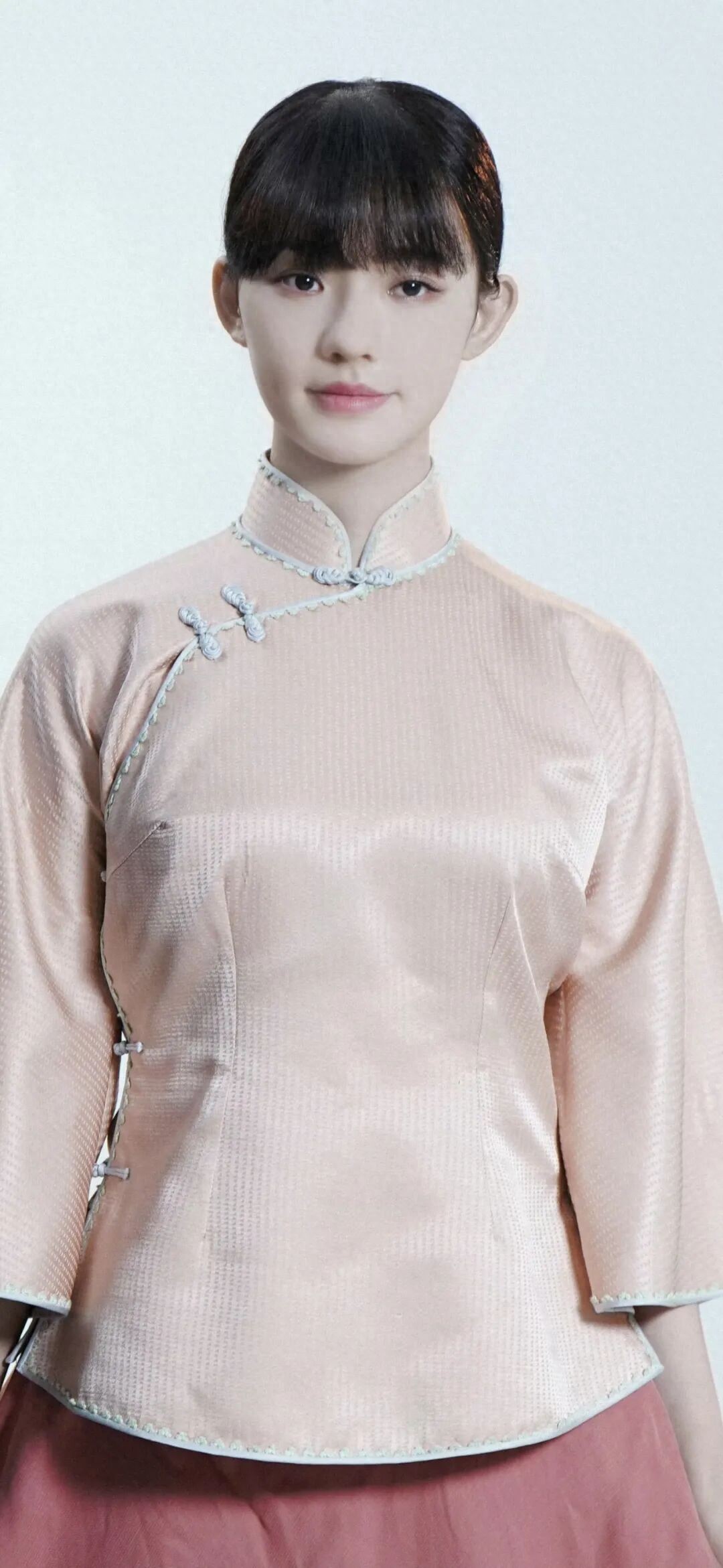 林允的复古美感