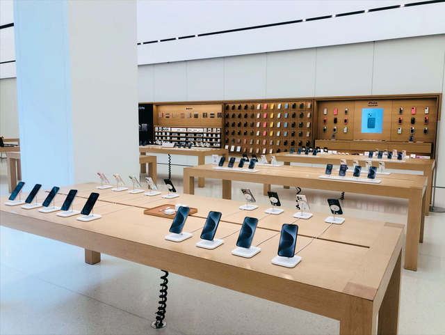 关税只是借口？苹果可能正在悄悄试水，国行版iPhone16突然涨价