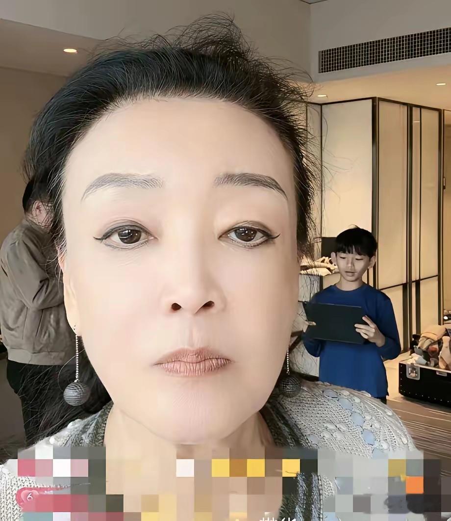 一物降一物！大S余威还在，汪小菲尊重，张兰认怂