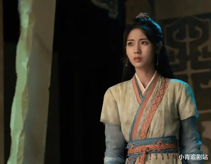 演了9年偶像剧无人知,换条路走,她真的火了!