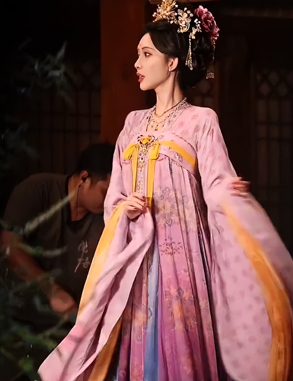 孟子义增肥9斤好身材一览无余，杨迪劳累过度，给大家提了个醒