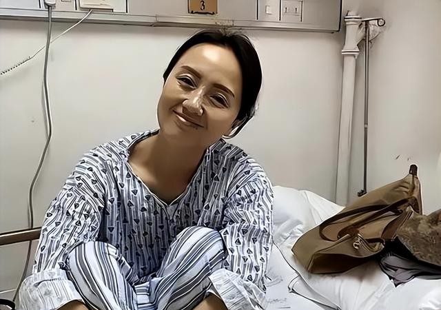 隐瞒妻子病情5年，不拍戏就“消失”的辛柏青，印证了陈道明的话