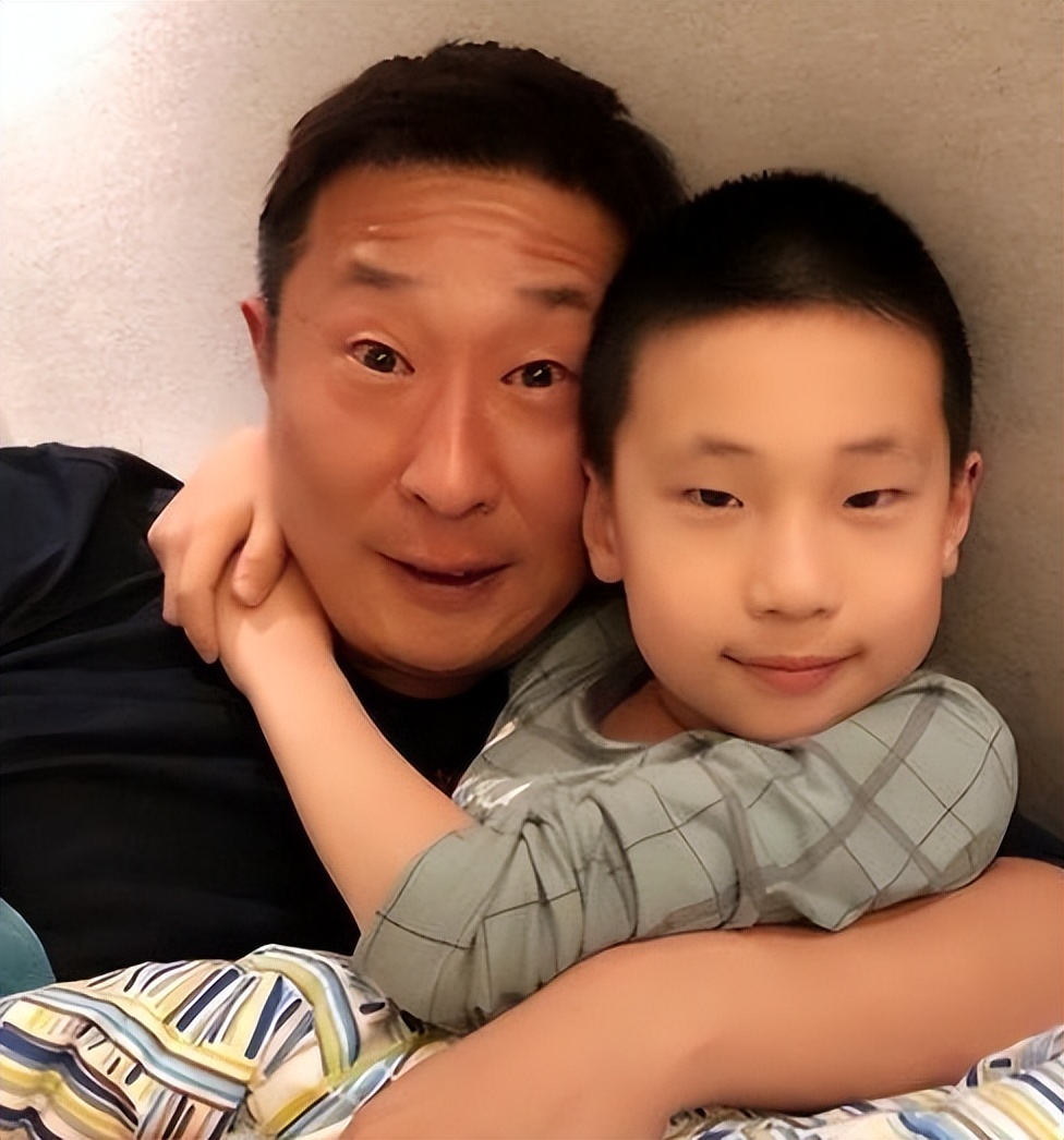 人民日报点名林永健不到24小时，令人恶心一幕出现，唐嫣肖战遭殃