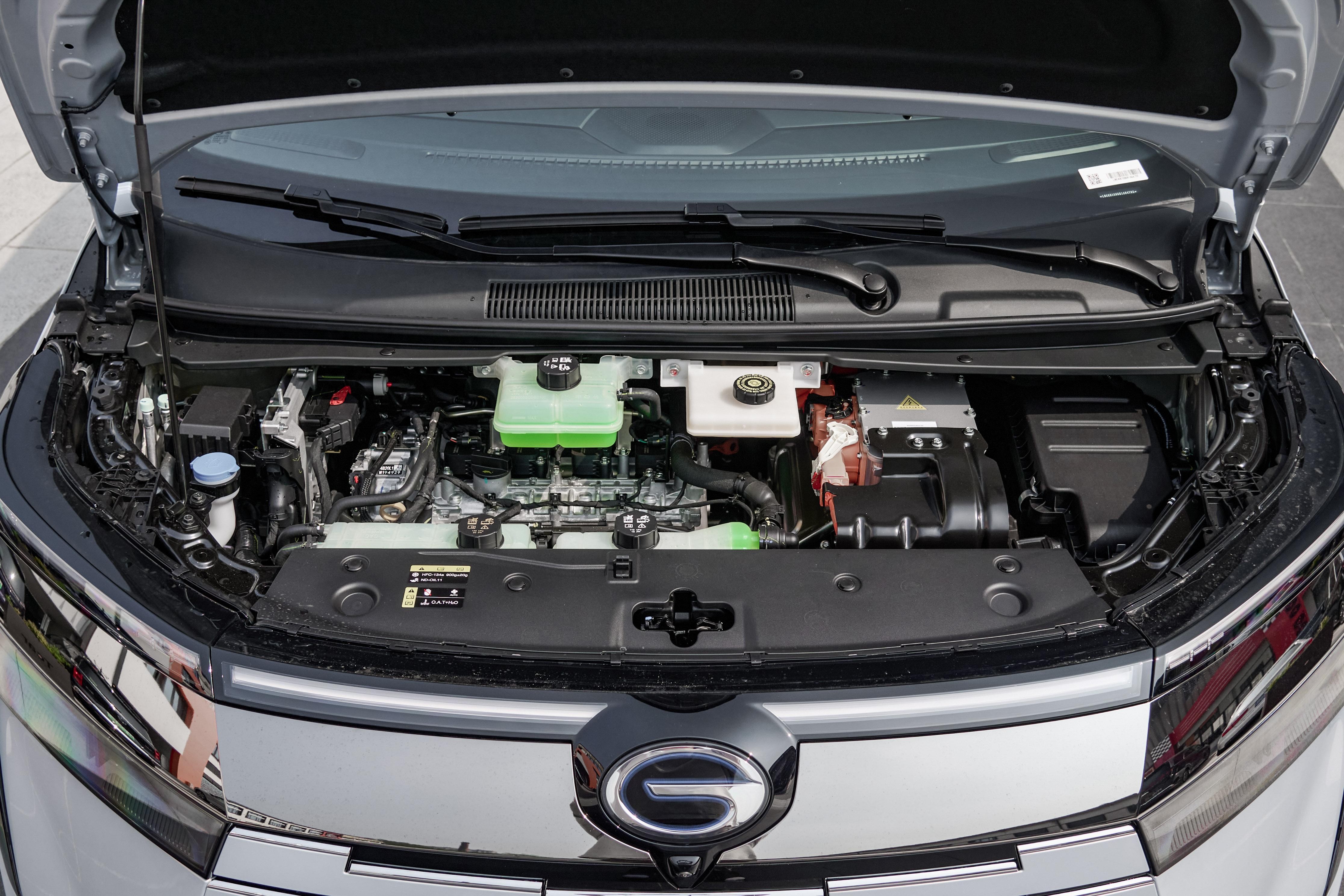 传祺E8 PHEV龙腾星夜+：开启家庭出行新纪元