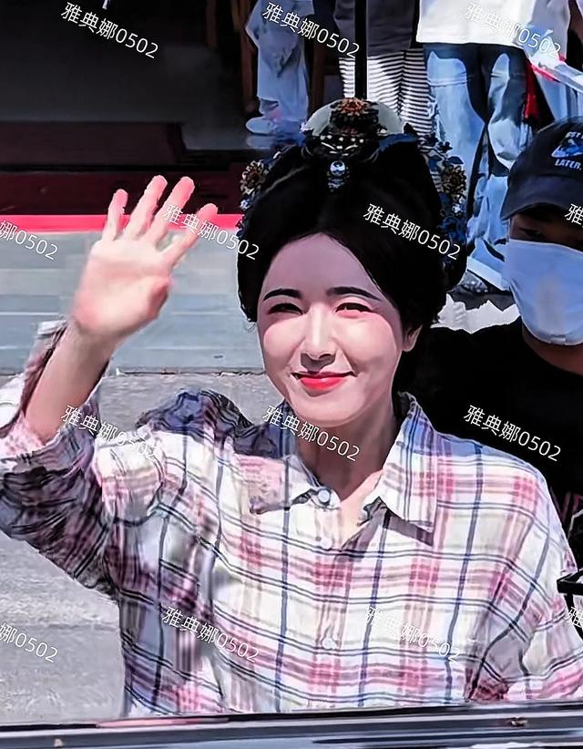 曾黎的颜值和演技都被高估了年纪大了演技也没提升,脸却越来越肿