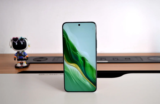 超动态主摄+护眼屏,荣耀目前“最香”的手机,降价2450元太狠了