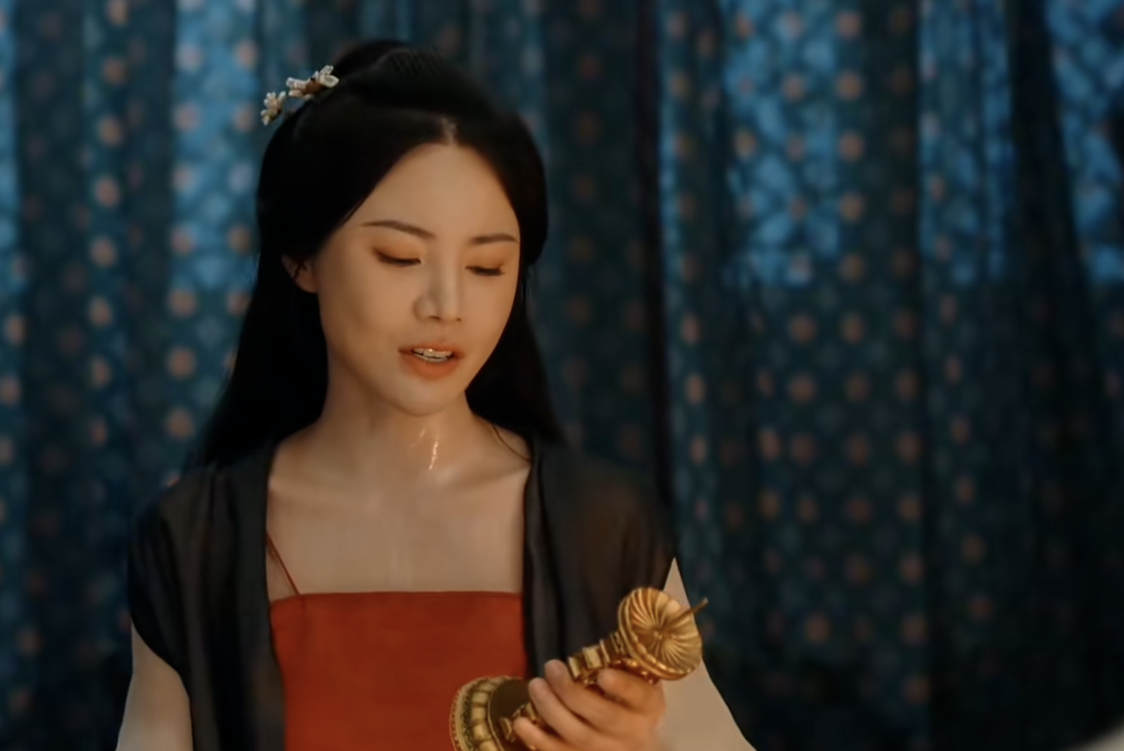 于正失算了,把最好的人设留给自家演员,却被一个“狂徒”抢风头