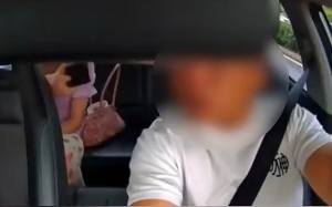 「你胆子不小！反了天了是不是！」亮证姐钓鱼执法，网约车司机选择和她硬钢到底