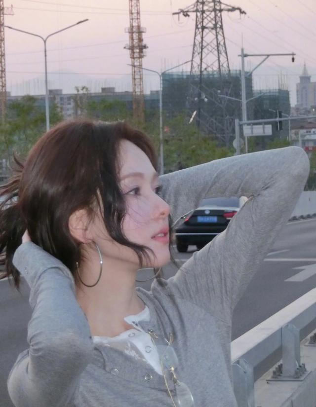 陈都灵写真美图