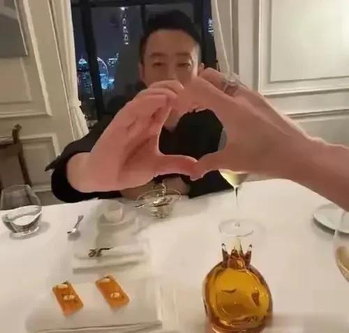 黑粉破防!马筱梅凌晨发文,七字泄露和汪小菲状况!二人已回北京