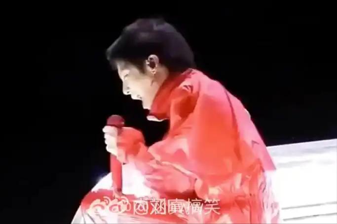 媲美周杰伦！却因一个孩子被骂4年，如今凭一个举动实现口碑逆转