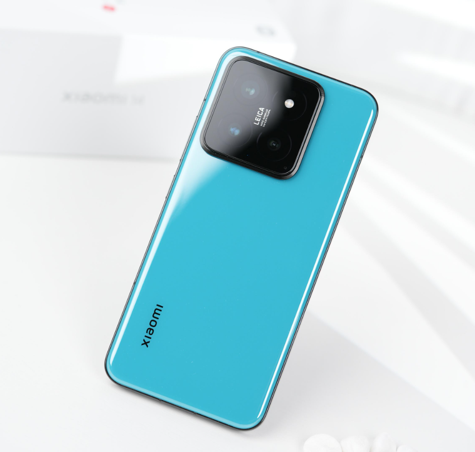 从4599元跌至2591元,512GB+长焦镜头+无线充电,沦为真香中端机