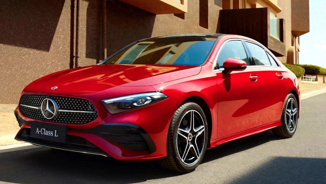 13万的奔驰A级到底值不值？我跑了4S店后，给你一份清醒购买结论