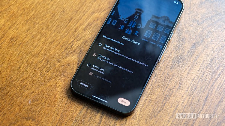 安卓亲爹坐不住了,曝谷歌正在开发快速分享功能“强兼”苹果