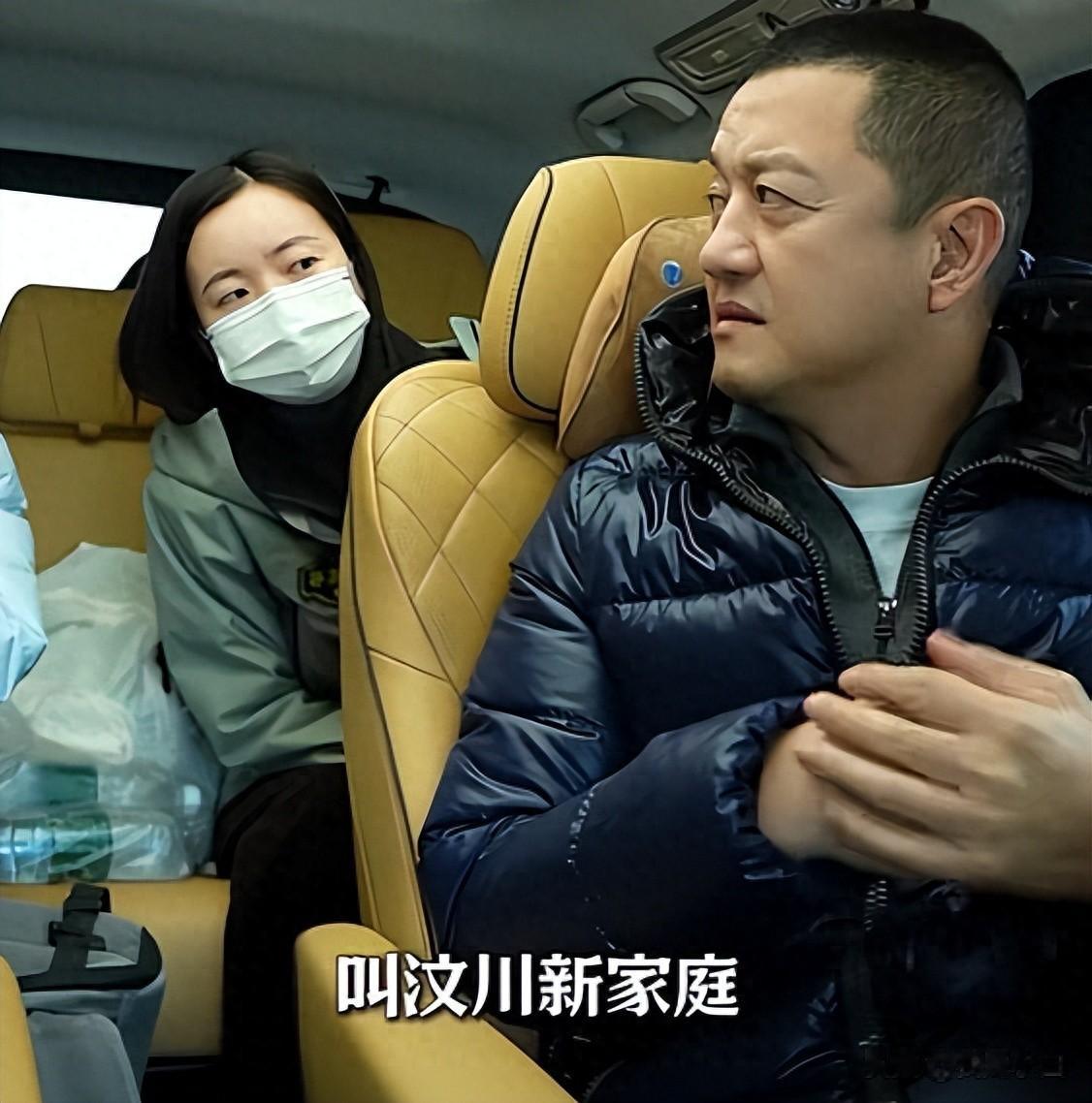 李亚鹏救助17年的女孩，执意转来10000元积蓄：李叔，你也不容易