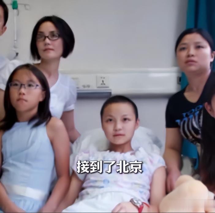 李亚鹏救助17年的女孩，执意转来10000元积蓄：李叔，你也不容易