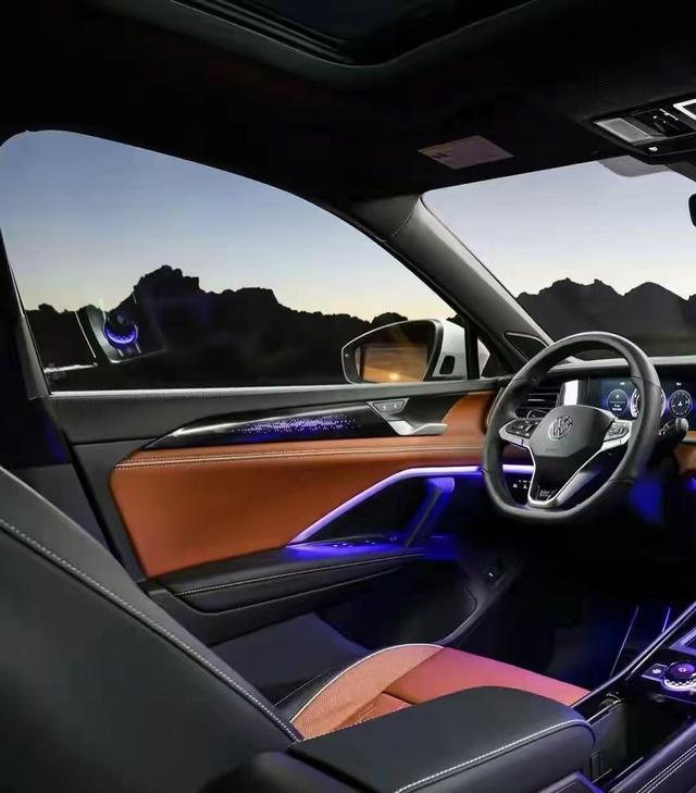 2.0T+15寸大屏！全新途观能掀翻日系双雄？