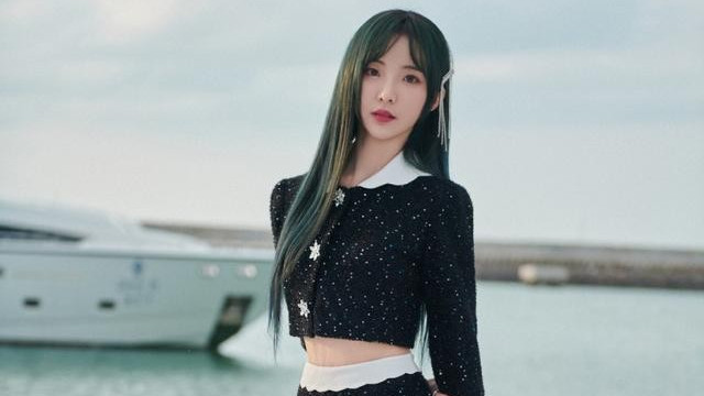 郑乃馨在泰国节目中，吐槽中国厕所脏，表示不理解为何上完不冲