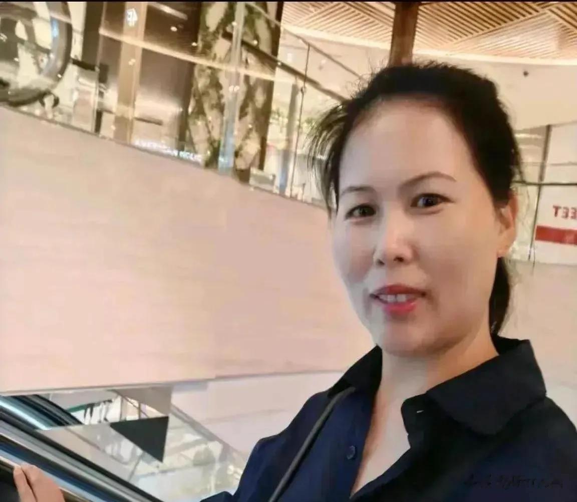 句句不提汪小菲,却句句在骂汪小菲,小杨阿姨绝地反击已留好退路