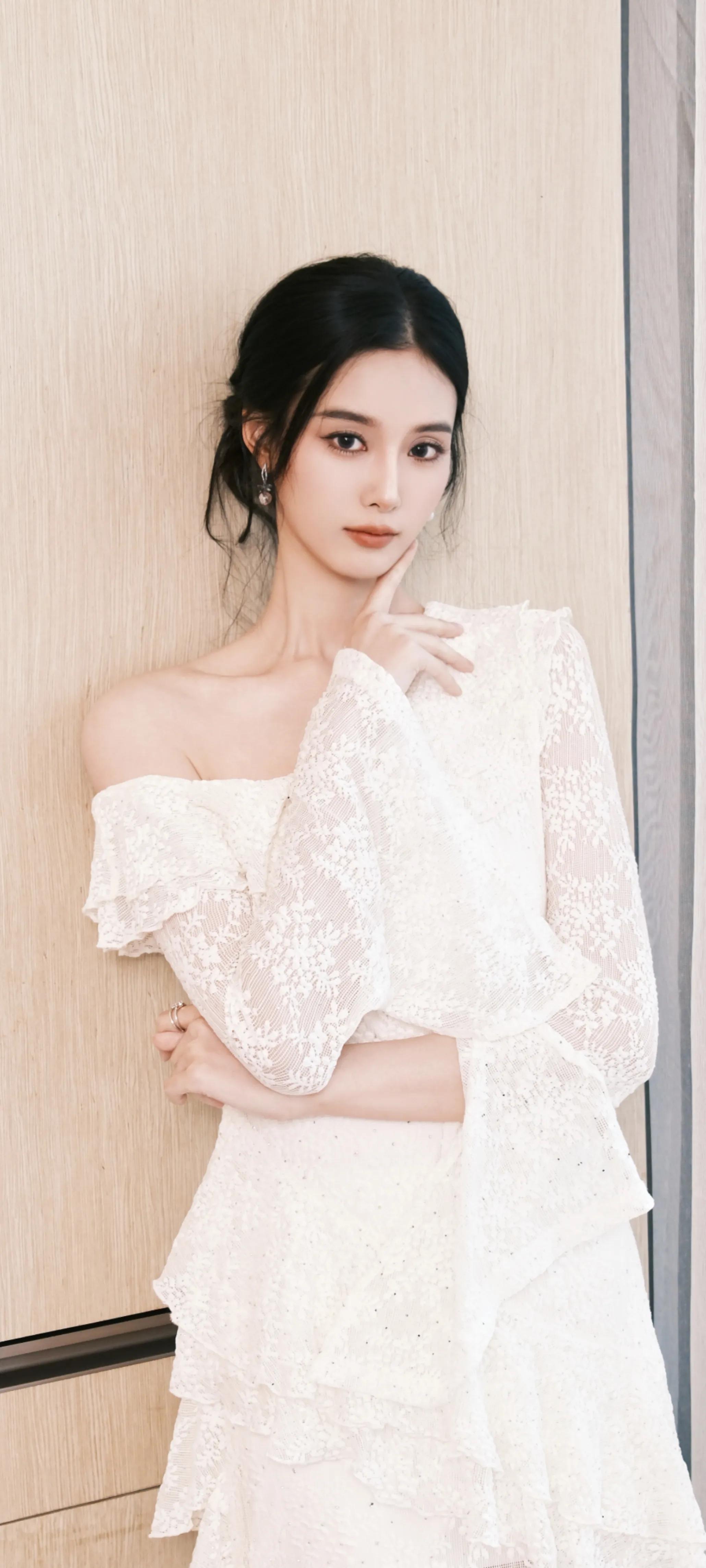 徐艺洋妹妹长这么好看，算不算便宜了黄子韬？