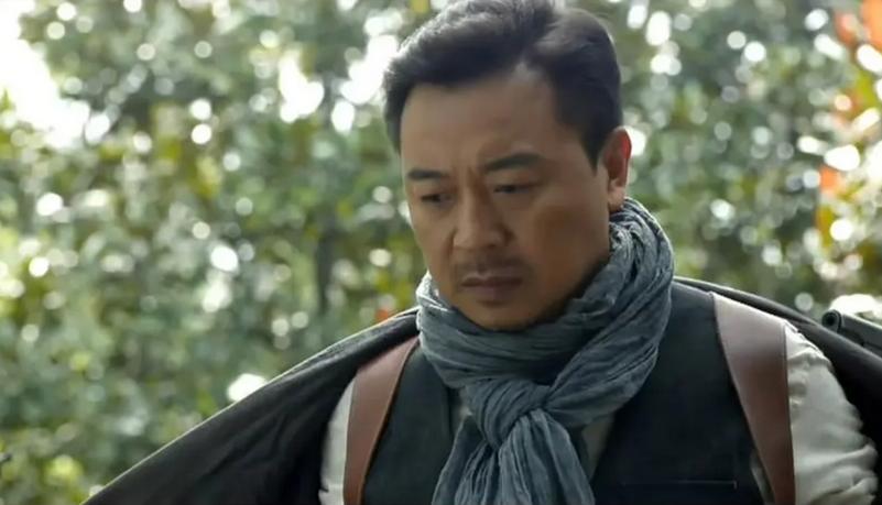 印刷工出身，被冯远征赏识33岁才入行 ，59岁演“毛人凤”终于火了