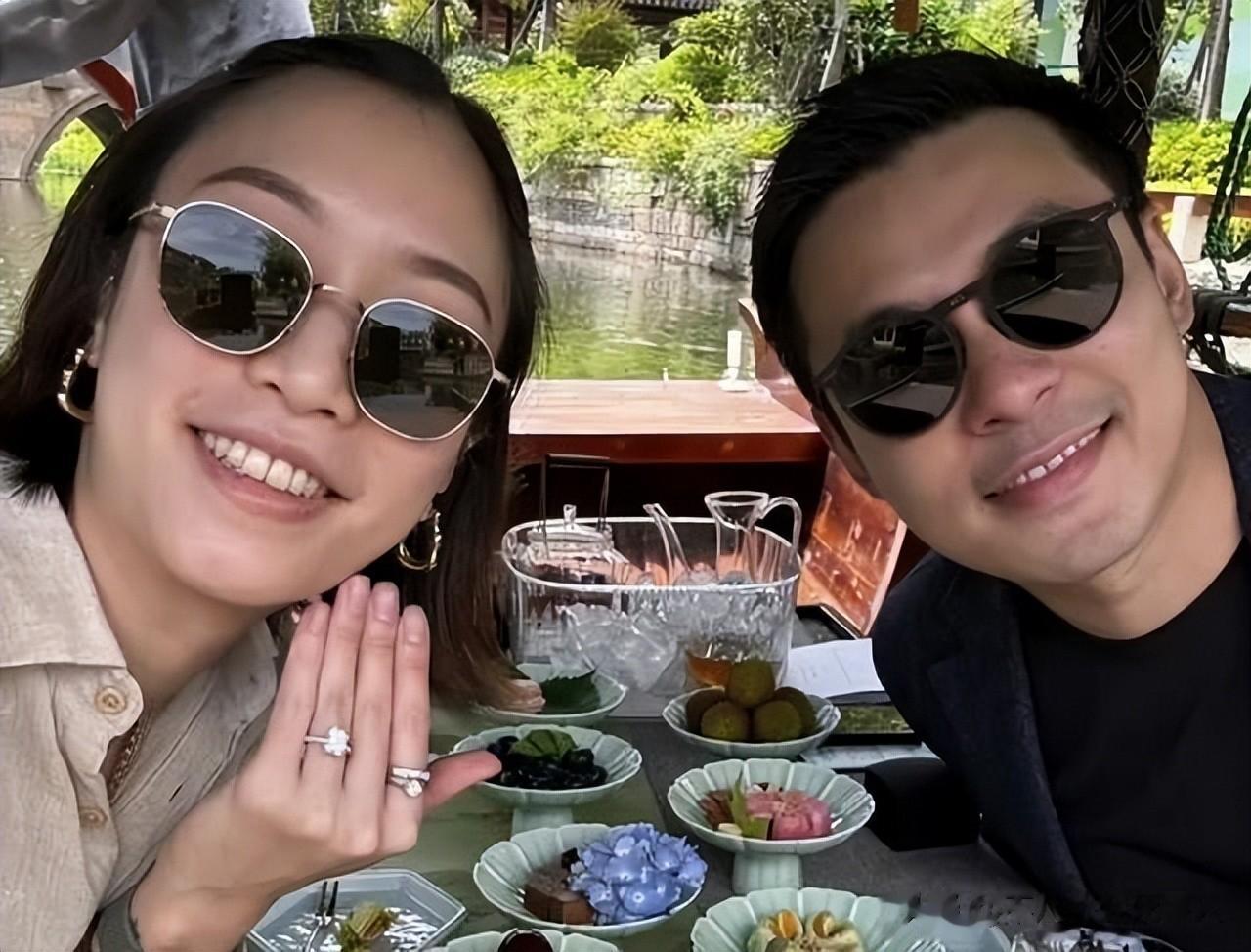 霍家三公子大婚，新娘婚纱简单小腹微凸，霍震庭朱玲玲低调出席