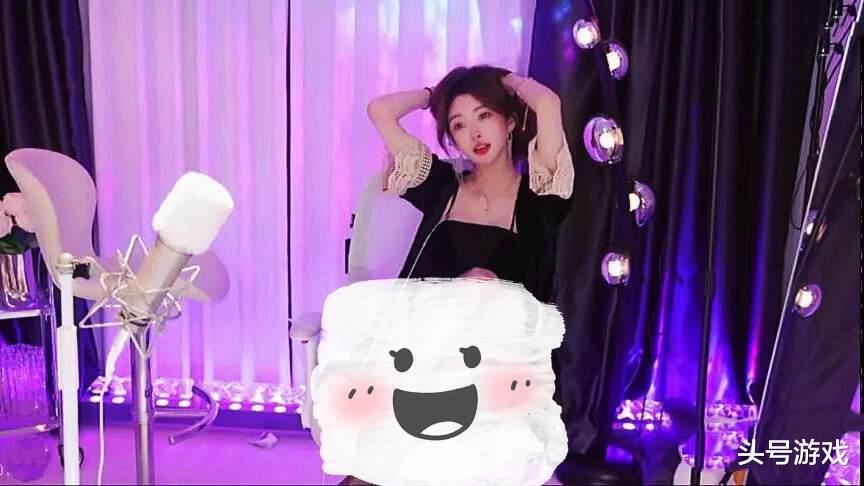 王羽杉罕见破防爆粗口，只因直播途中突然去按摩，网友：出台去了？