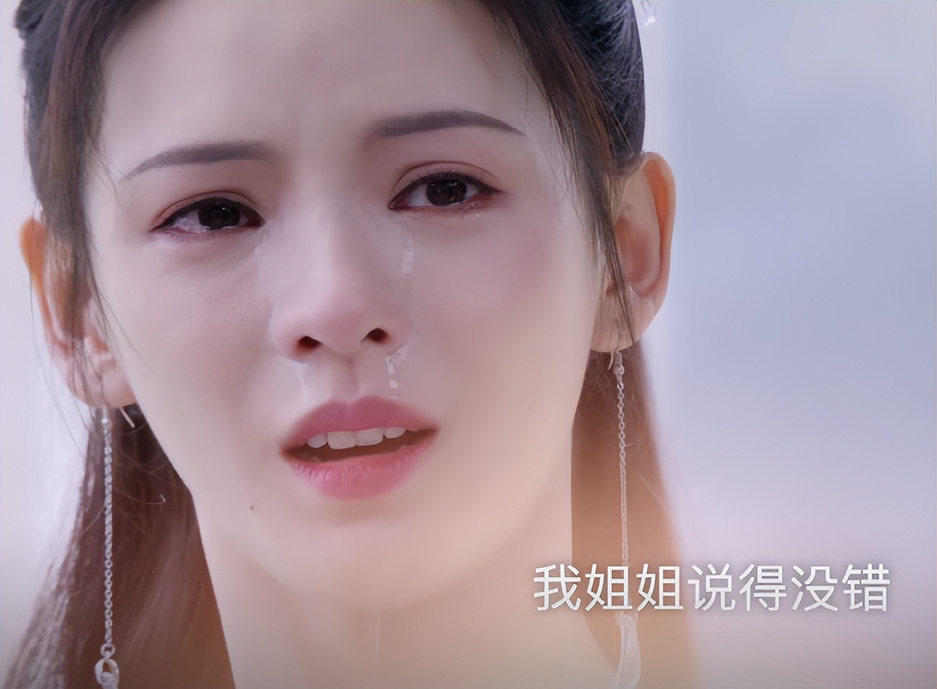 仅播三集，热度飙升，熬夜追完后我想说：能和《长相思》媲美了