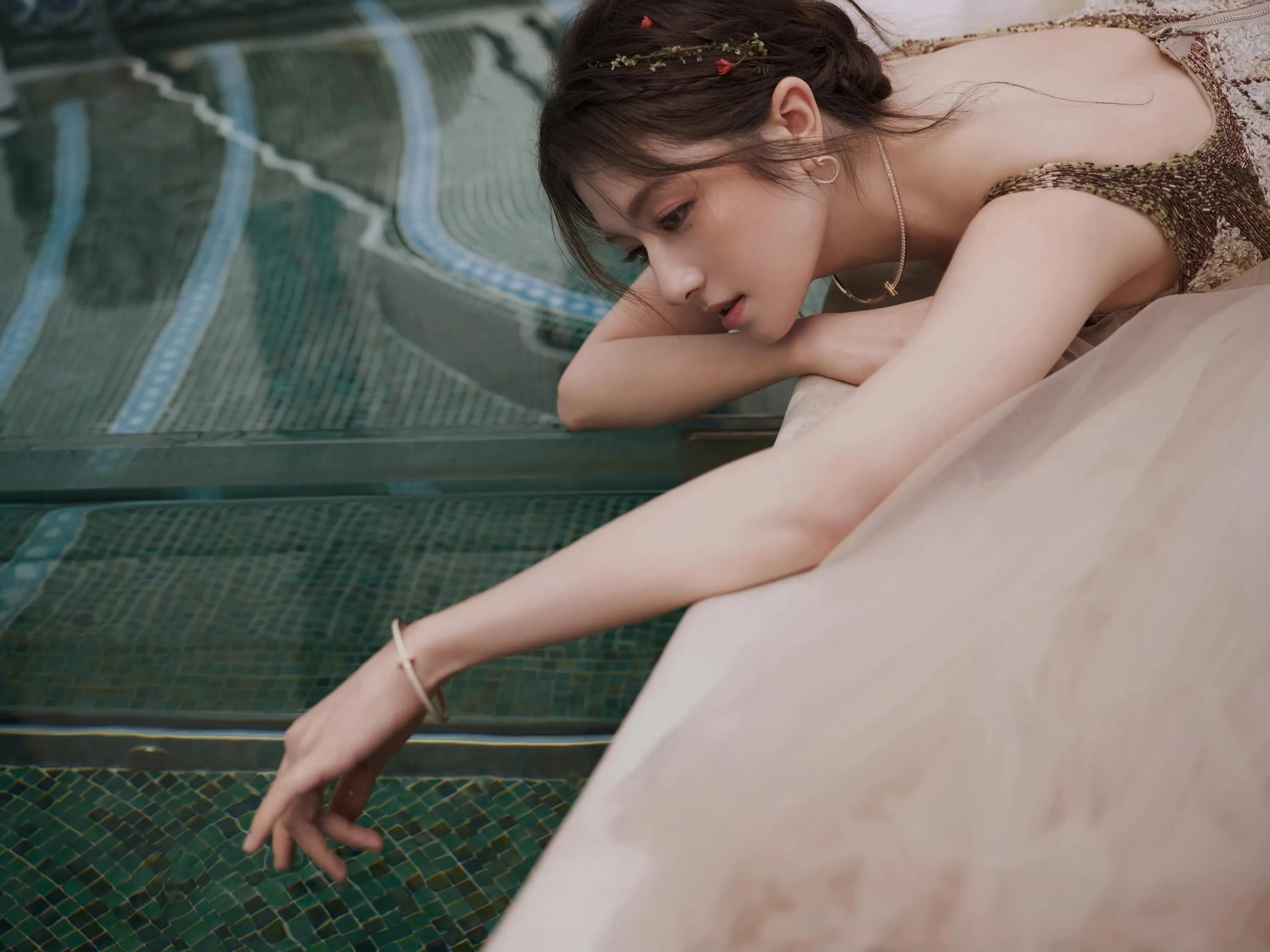 李兰迪写真美图,笑容灿烂