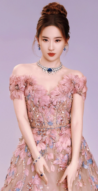 这一次,忍不住出手的官媒,终究没给前后不一的刘亦菲留一丝体面