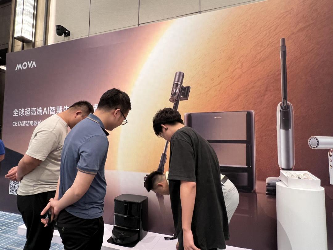 MOVA掃地機打敗一眾競品，它究竟憑什么贏得行業認可？