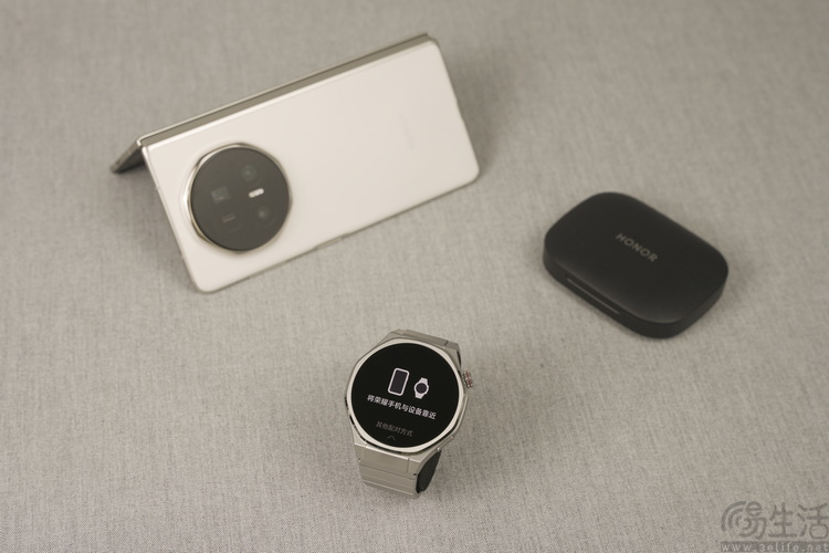 荣耀手表5 Ultra评测:有“钛”度的高端健康表