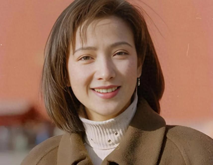 何晴病逝1天后，才发现独子名字取得暗藏深意，字字都有来头