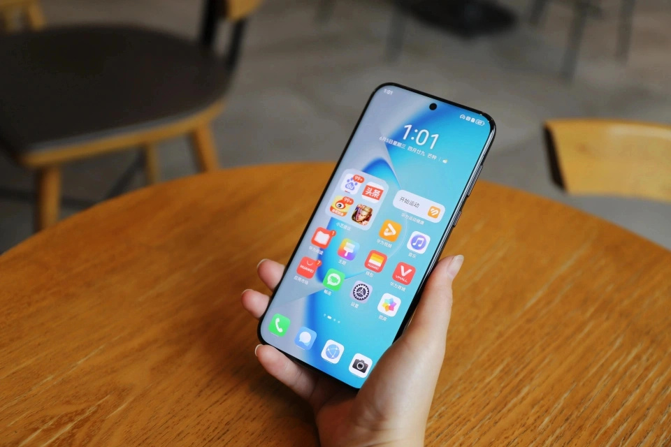 華為新一代“降價王”，12GB+1TB跌價2785元，頂配旗艦售價“大跳水”