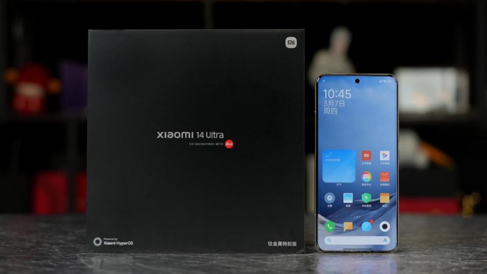 小米新一代“降價王”，16GB+1TB+鈦金屬，頂配旗艦“半價清倉”