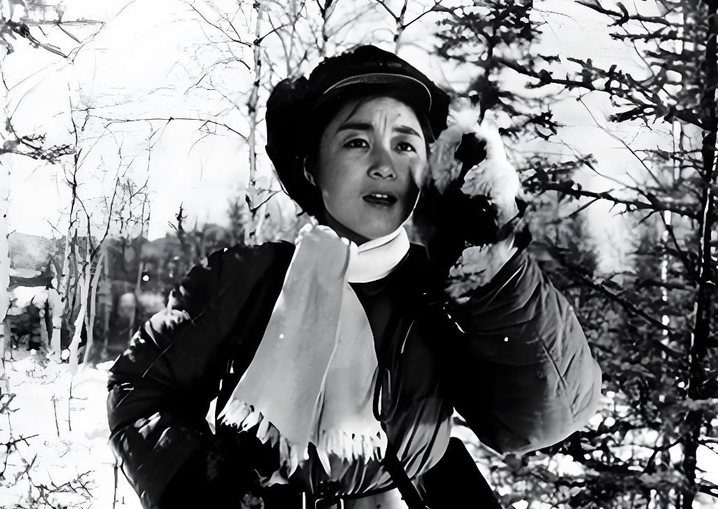 银幕上的“小白鸽”与“女特务”：著名艺术家师伟98岁生日快乐！