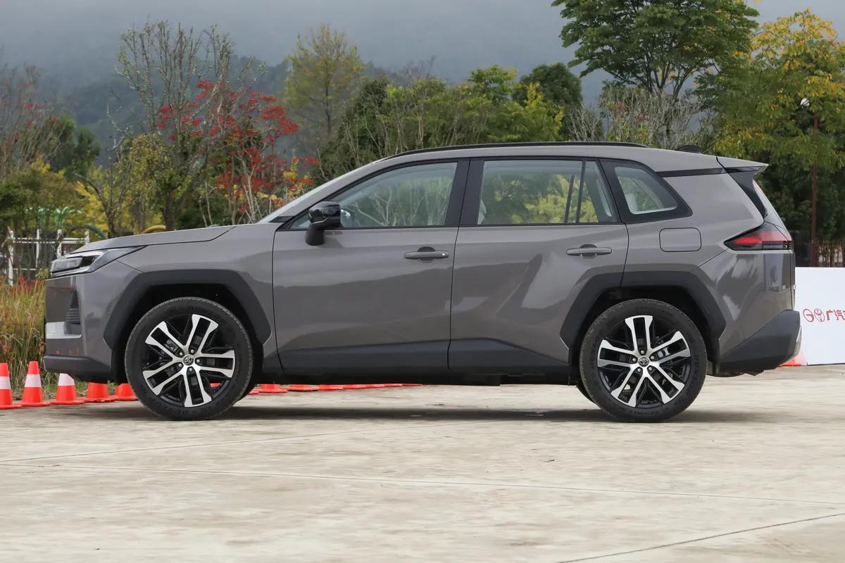 13万级家用车，要颜值有颜值，要实力有实力，香！