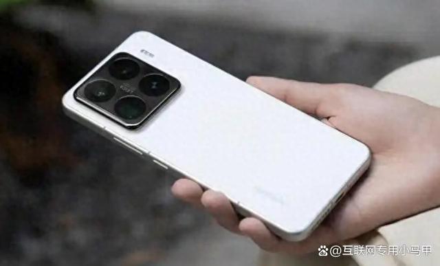 突降900元,骁龙8至尊版+50w无线充电,卖得好也要降价