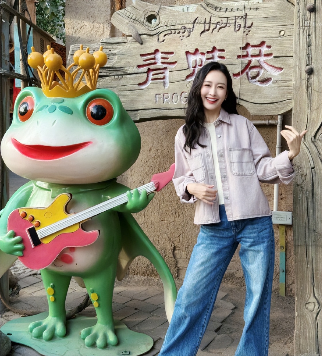 领证消息刚曝光，恶心的一幕就出现了，\回旋镖\终究扎到王鸥身上