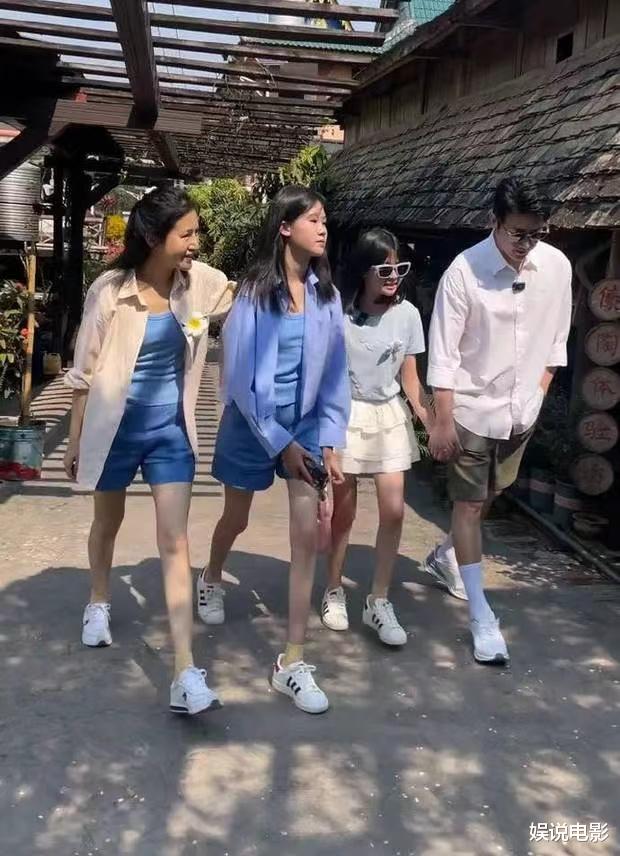 陆毅一家四口游西双版纳被偶遇，满屏的大长腿，令人羡慕不已